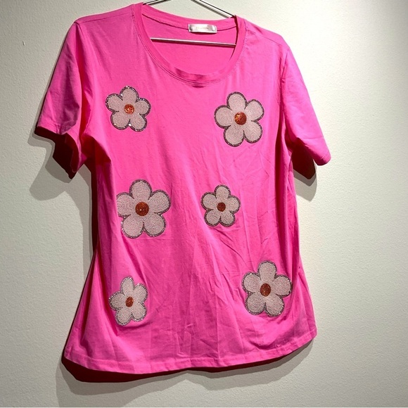Beautiful Rhinestones Flowers Size M. MC LORENE T-Shirt. Daisies All in Perfect - Picture 8 of 9